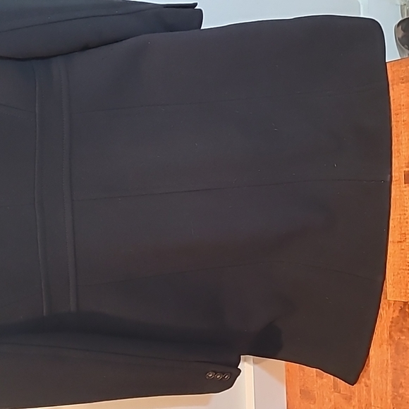 J. Crew Lady Day Coat in Italian Double Cloth Wool with Thinsulate - Black - 6 - Picture 9 of 9